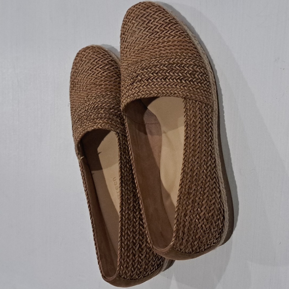 Paul Green Women's Lori Espadrille Flats - Picture 2 of 9